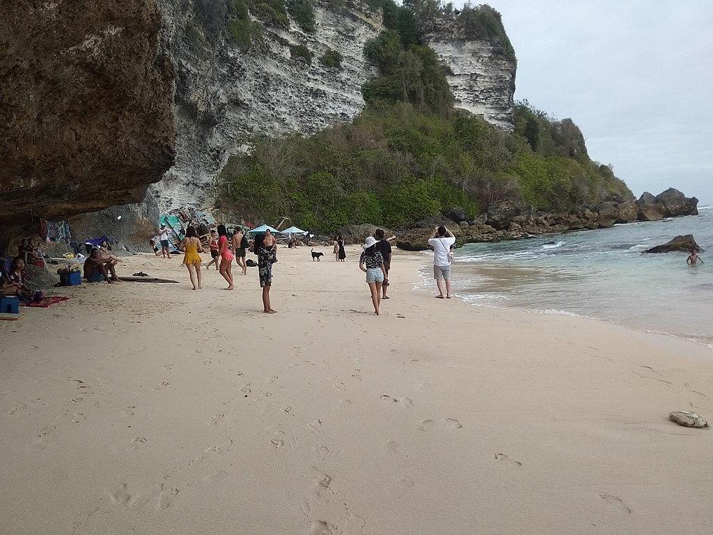 Suluban Beach