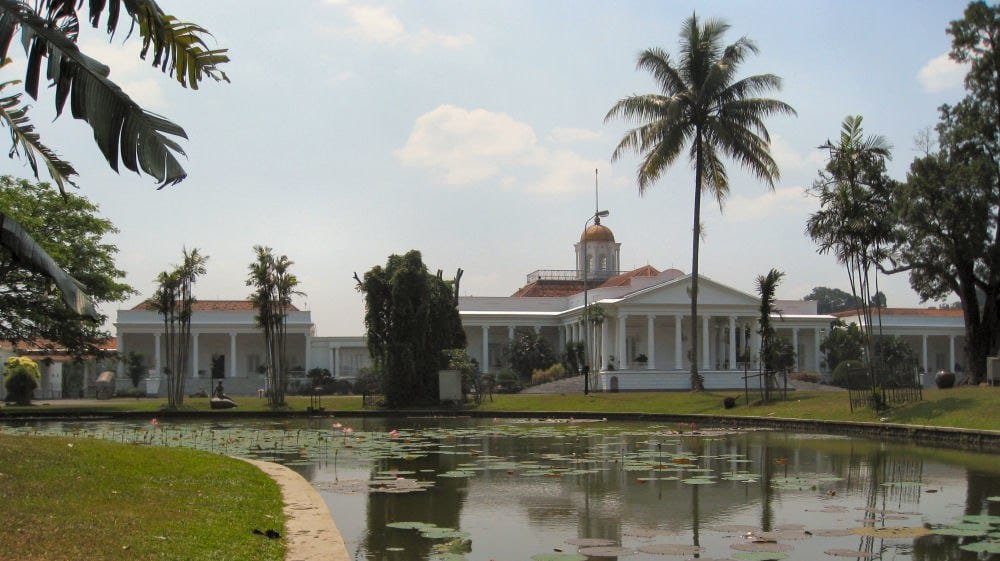 Tour Istana Bogor